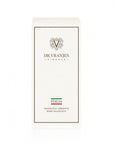 DR. VRANJES ITALIA Le note fresche e balsamiche della menta incontrano quelle energizzanti del bergamotto e dello zenzero per donare energia e vitalità a corpo e mente.E' la scelta ideale per chi desidera donare un tocco di colore,solarità e positività al