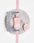 PARFUMS DE MARLY DELINA EDP 75 ML DELINA EDP 75 MLUn bouquet floreale affascinante e decisamente moderno. Delina è una fragranza ricca di sfumature, dolce e sensuale. L'eau de parfum assapora i suoi accordi floreali dominati da rosa turca, mughetto e peon